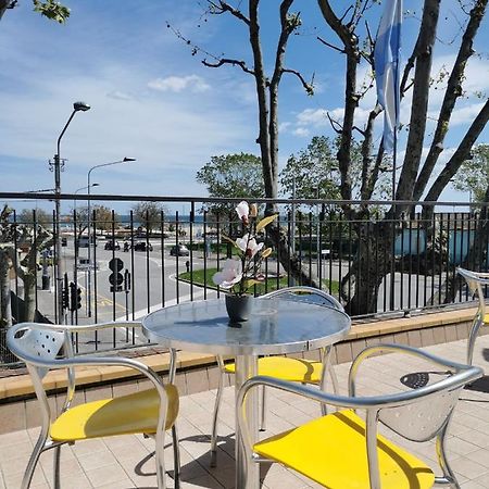Hotel Ideale Young People Under 40 Rimini Exterior foto